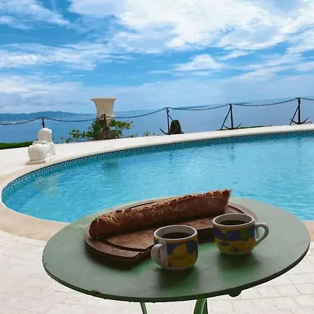 Villa Oceanfront Mansion With Breathtaking Cannes Views Only 15 Minutes Away Théoule-sur-Mer