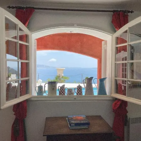 Oceanfront Mansion With Breathtaking Cannes Views Only 15 Minutes Away Villa *