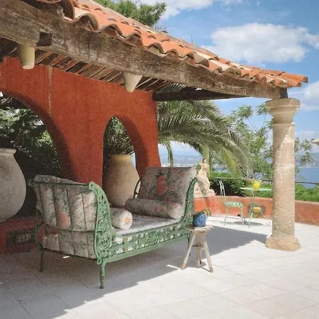 Oceanfront Mansion With Breathtaking Cannes Views Only 15 Minutes Away Théoule-sur-Mer