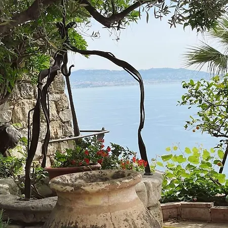 Oceanfront Mansion With Breathtaking Cannes Views Only 15 Minutes Away Théoule-sur-Mer